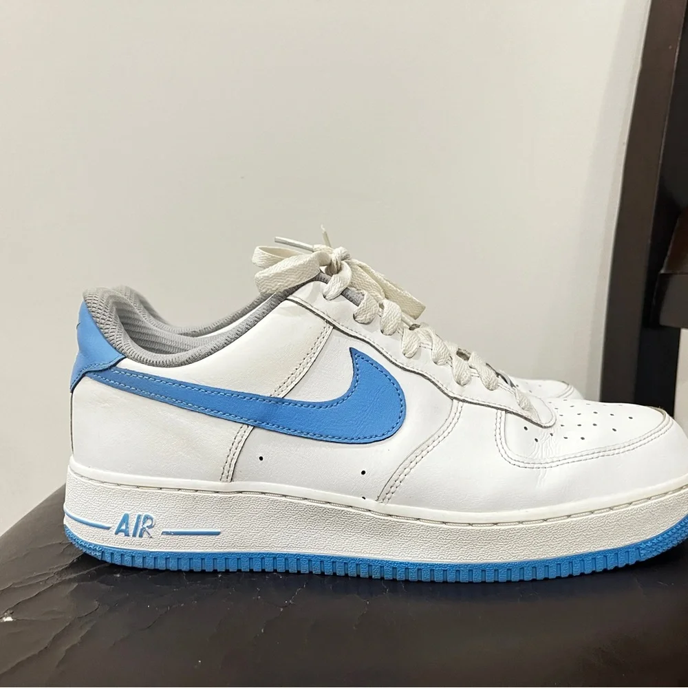 Nike Air Force 1 Low White/Blue | Size 10 - Picture 4 of 5